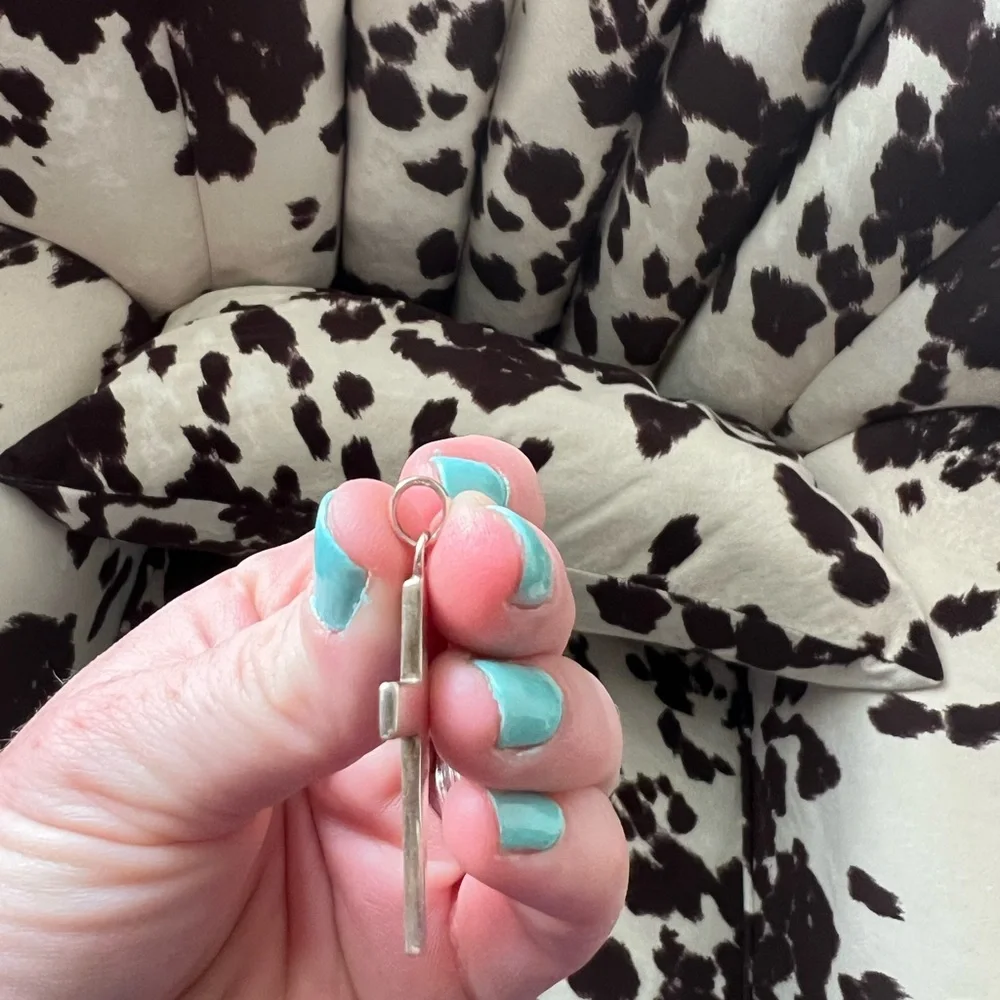 Authentic Turquoise Cross Pendant - Picture 4 of 4